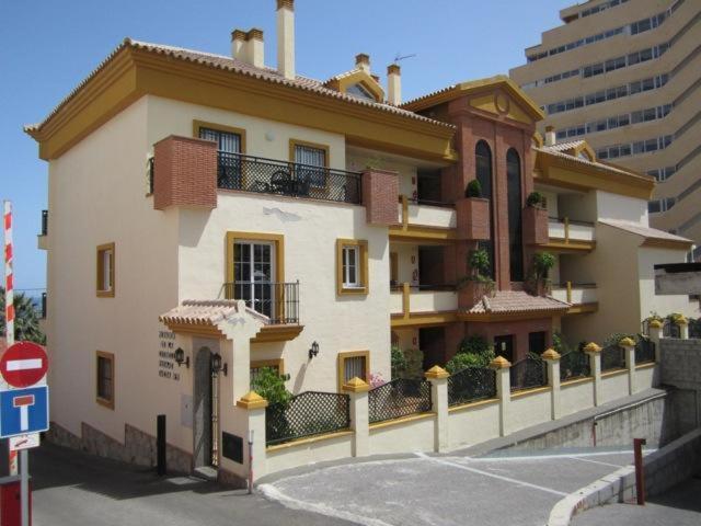 Benalmadena Beach Apartamento Con Vistas Al Mar Y Parking Privado Incluido Bagian luar foto