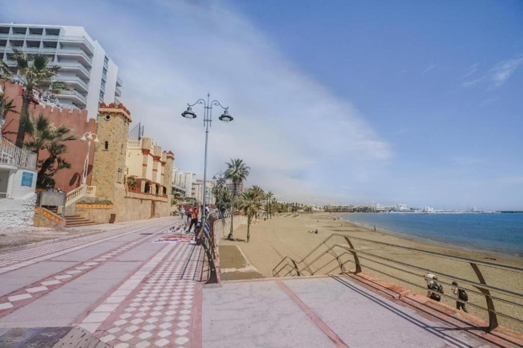 Benalmadena Beach Apartamento Con Vistas Al Mar Y Parking Privado Incluido Bagian luar foto