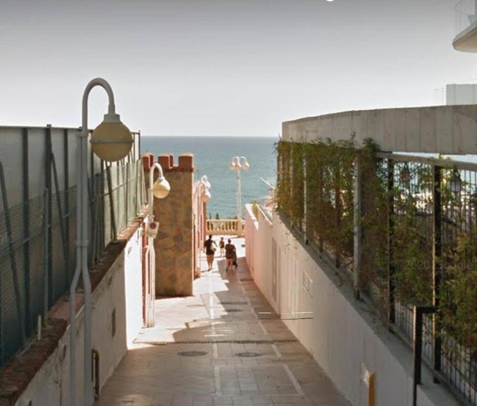 Benalmadena Beach Apartamento Con Vistas Al Mar Y Parking Privado Incluido Bagian luar foto