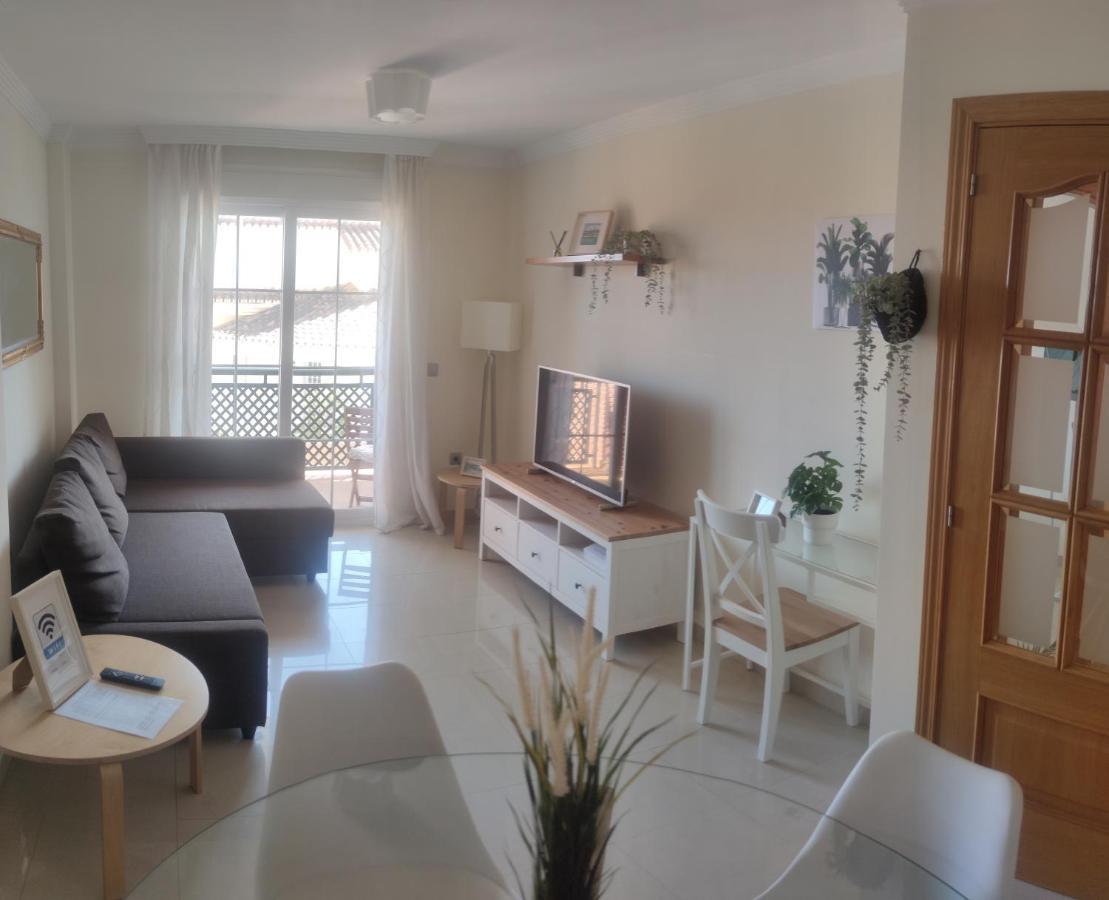 Benalmadena Beach Apartamento Con Vistas Al Mar Y Parking Privado Incluido Bagian luar foto